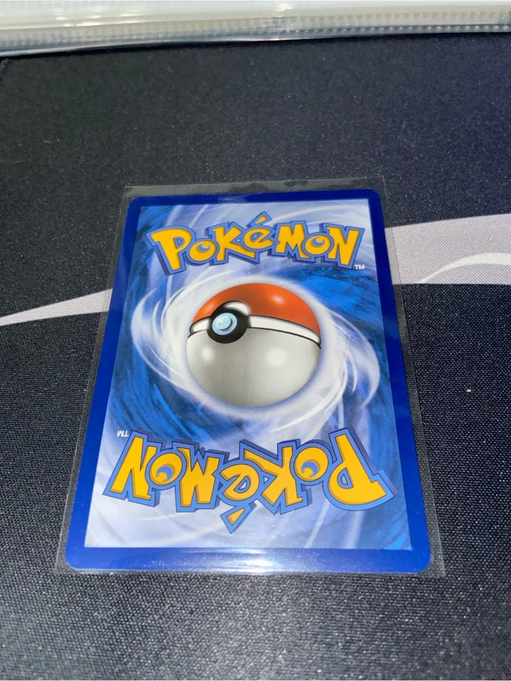 Carnivine Pokémon Trading Card (004/086)Chaos Rising Rev holo